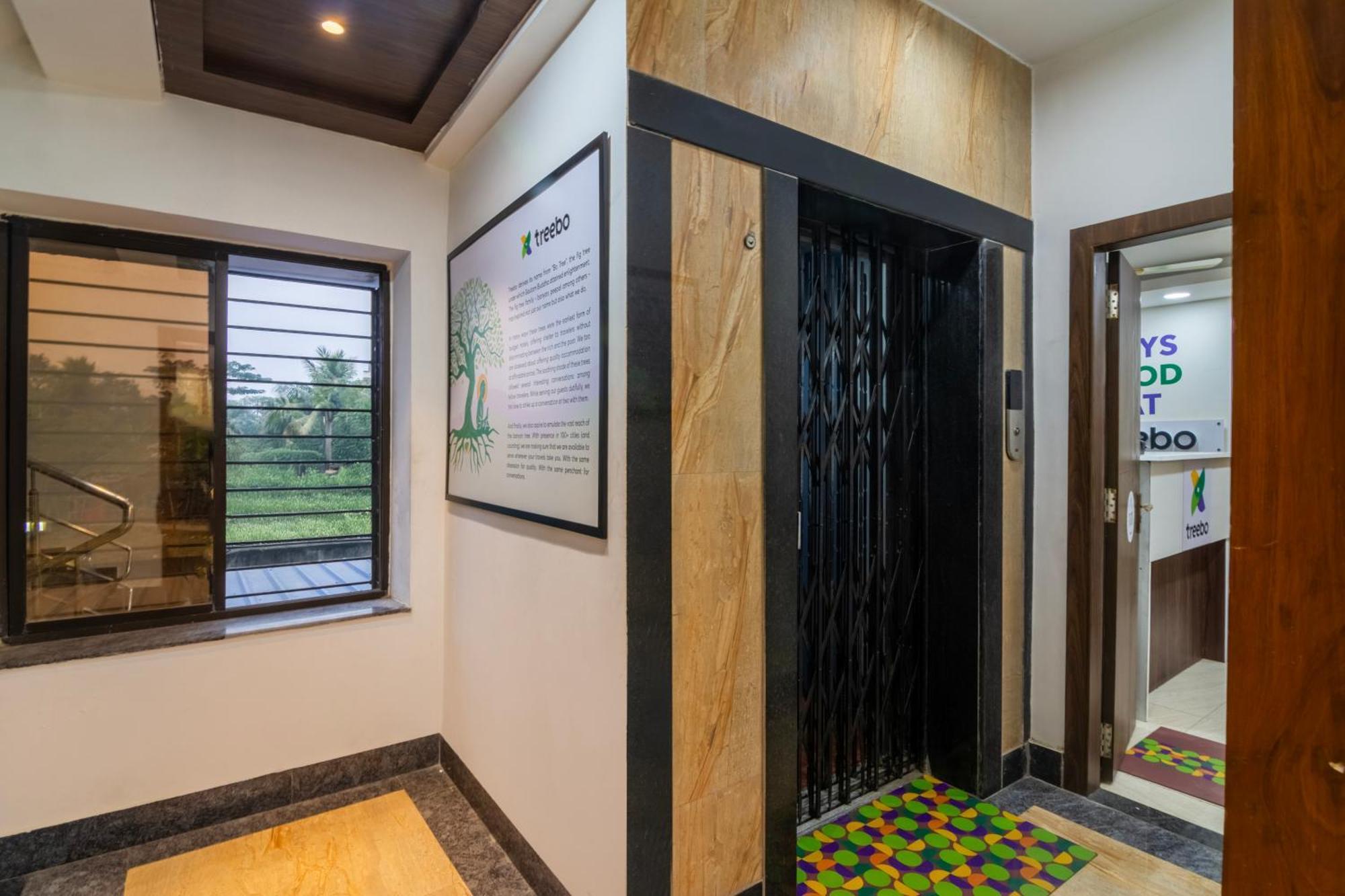 Treebo Petals Banquet & Suites - Calcutta Exterior foto