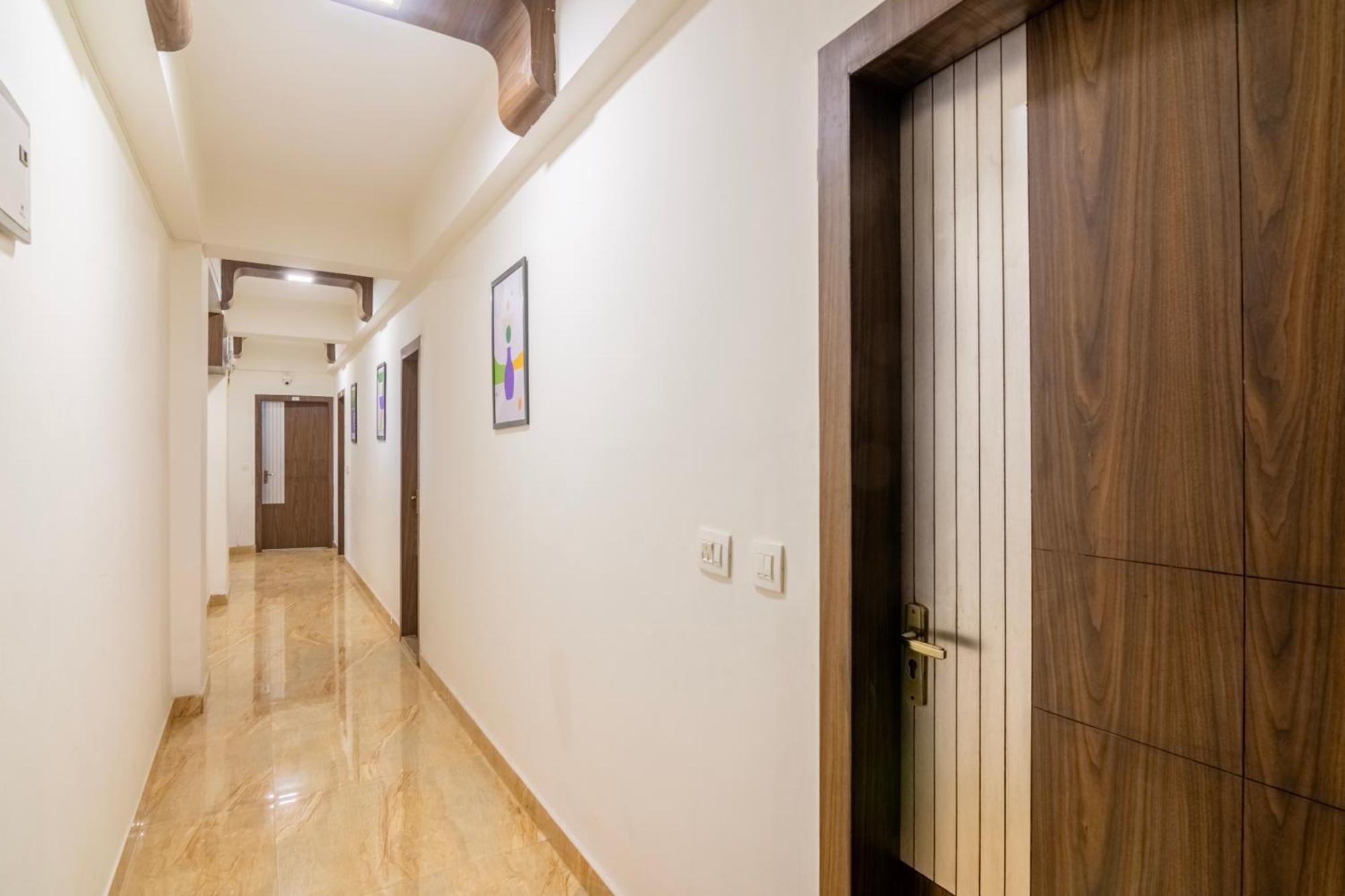 Treebo Petals Banquet & Suites - Calcutta Exterior foto